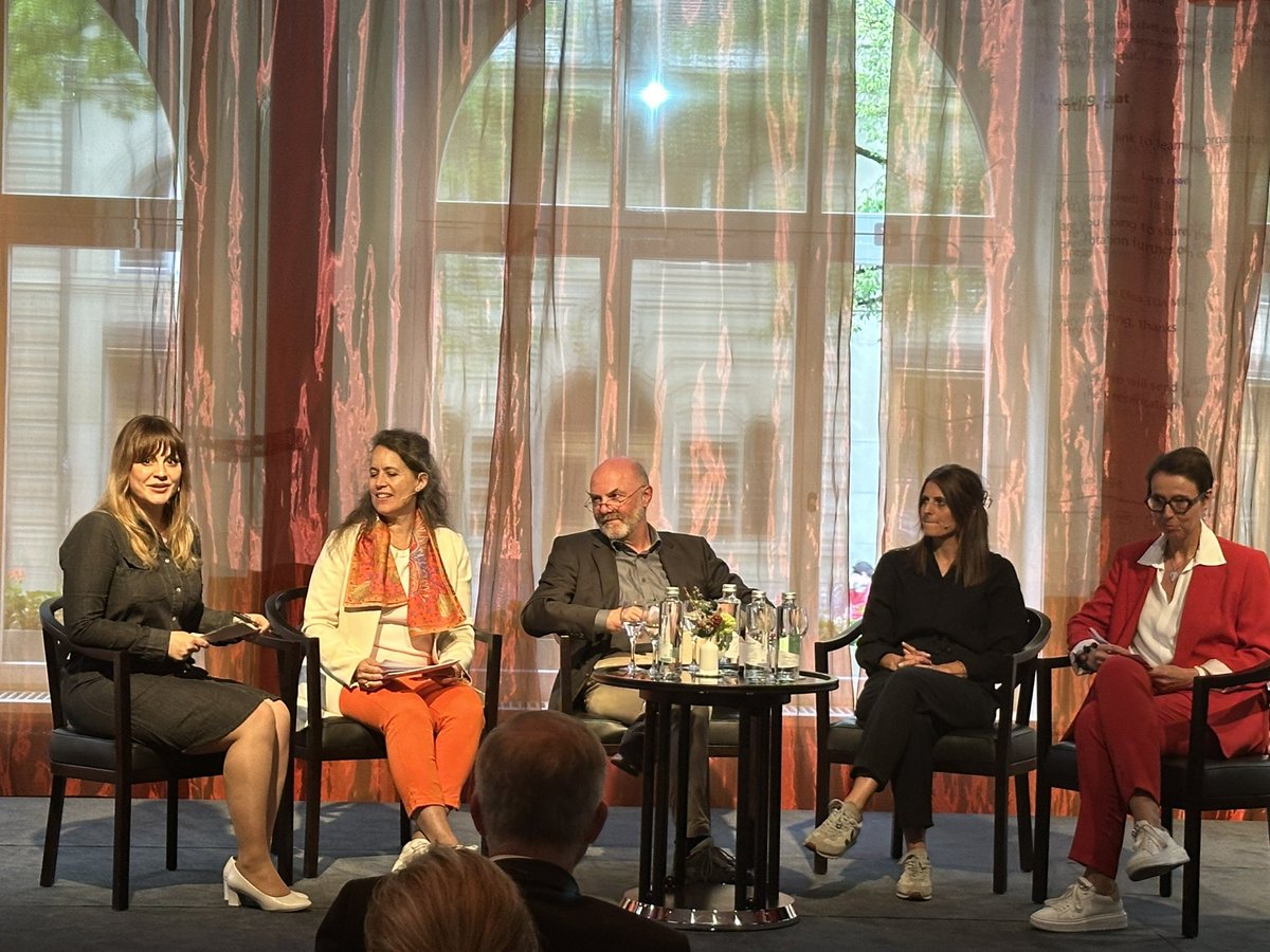 Swiss Women Diplomats tweet media