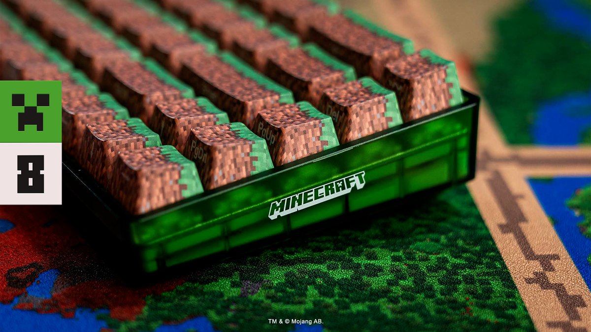 Minecraft's tweet photo. Discover what your gaming setup’s been missing all these years! #Minecraft15
 
Calling all crafters, builders and diamond diggers out there! This @higround x Minecraft collection is for you! 
  
⛏Limited Drop 5/29 12PM PT: https://t.co/vRyijbxApK https://t.co/I0jBFQ8q0L