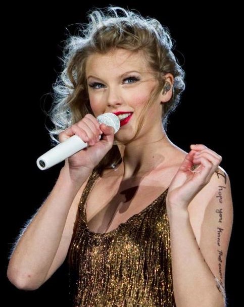 tscrazier's tweet image. you wanna know what’s wild? 

taylor’s very first time playing at arrowhead stadium was for the speak now tour on september 24th 

AND taylor’s very first time seeing travis play at arrowhead stadium was ALSO september 24th 🥹

invisible string looking more a solid steel pipe 🤭