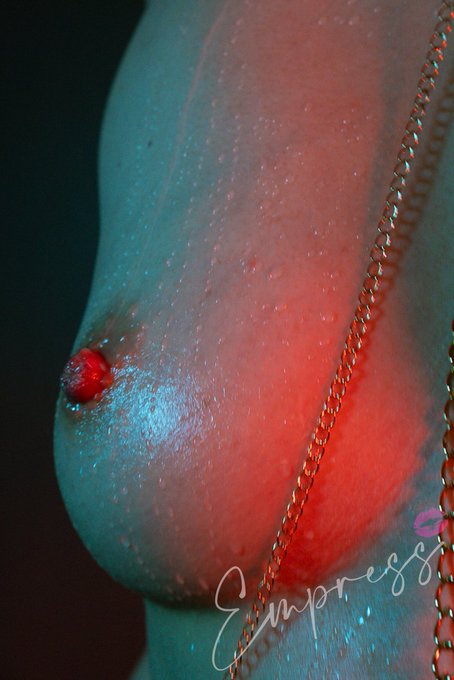 S&aring; n&ouml;jd med bilden jag tog p&aring; henne.   Skulle ha fler modeller https://t.co/fyRYe2a80b<a href="/tag/phmodelcontest"class="tags"><span>#phmodelcontest</span></a>