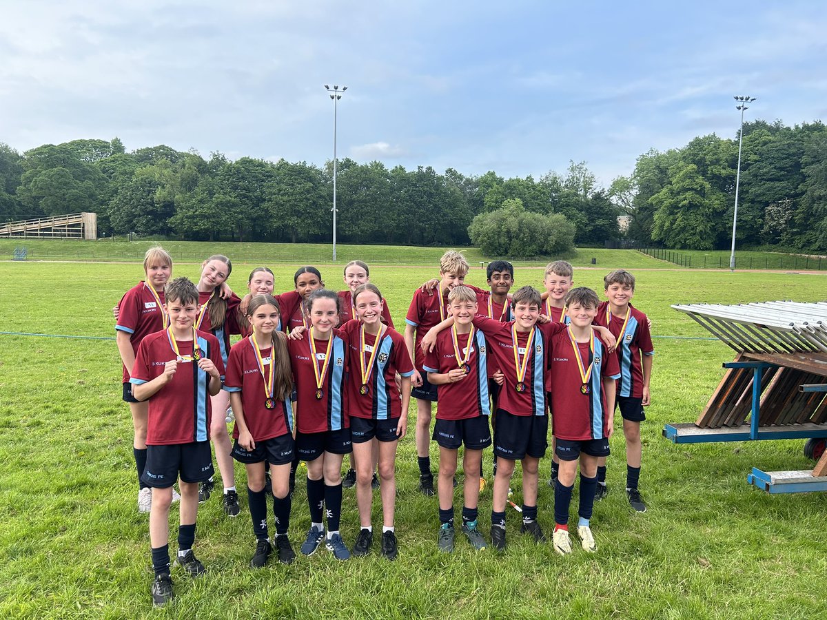 Last night saw our fabulous year 7s crowned the champions of this year’s super8s athletics. This fantastic achievement reflects all of their efforts and dedication throughout the competition! Well done team! Thanks to <a href="/HRVSSP/">HRVSSP</a> for organising! 👏🏃‍♂️
