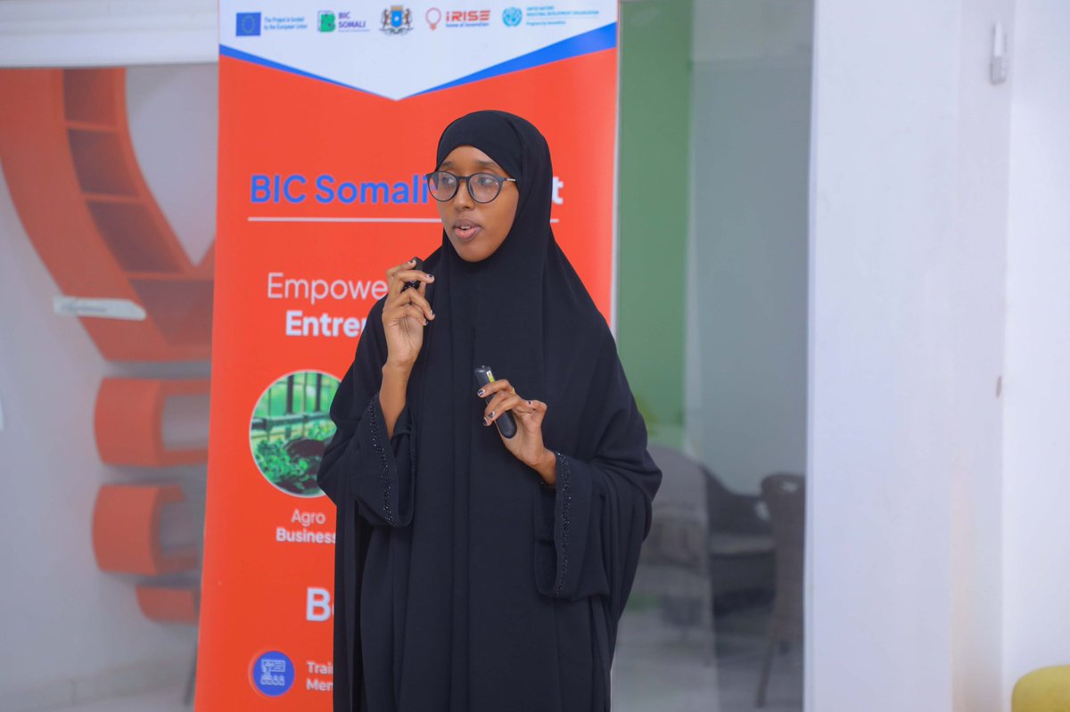 This afternoon, we successfully concluded the second half of the business idea pitch presentations for the 𝗕𝗜𝗖 𝗦𝗼𝗺𝗮𝗹𝗶 𝗦𝗲𝗰𝗼𝗻𝗱 𝗕𝗮𝘁𝗰𝗵 project. 

@UNIDOSomalia  @UNIDO 

#iRisehub
#BICSOMALI #Entrepreneurship #BusinessTraining