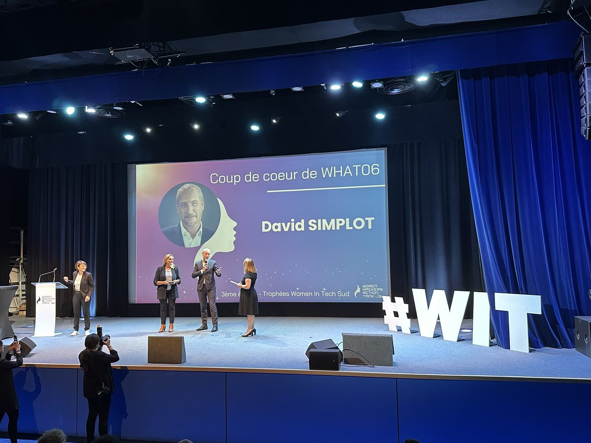 Isabelle GALY 😷 (@netgoldfish) on Twitter photo Coup de cœur de <a href="/WhatHackers/">Women Hackers Action Tank 06 (WHAT06)</a> va à <a href="/DavidSimplot/">David Simplot</a>
Je suis certaine que le vote c’est fait à l’unanimité, tant David est un soutien inconditionnel de notre tech azuréenne !!!
Bravo et merci
#wit Coup de cœur de <a href="/WhatHackers/">Women Hackers Action Tank 06 (WHAT06)</a> va à <a href="/DavidSimplot/">David Simplot</a>
Je suis certaine que le vote c’est fait à l’unanimité, tant David est un soutien inconditionnel de notre tech azuréenne !!!
Bravo et merci
#wit