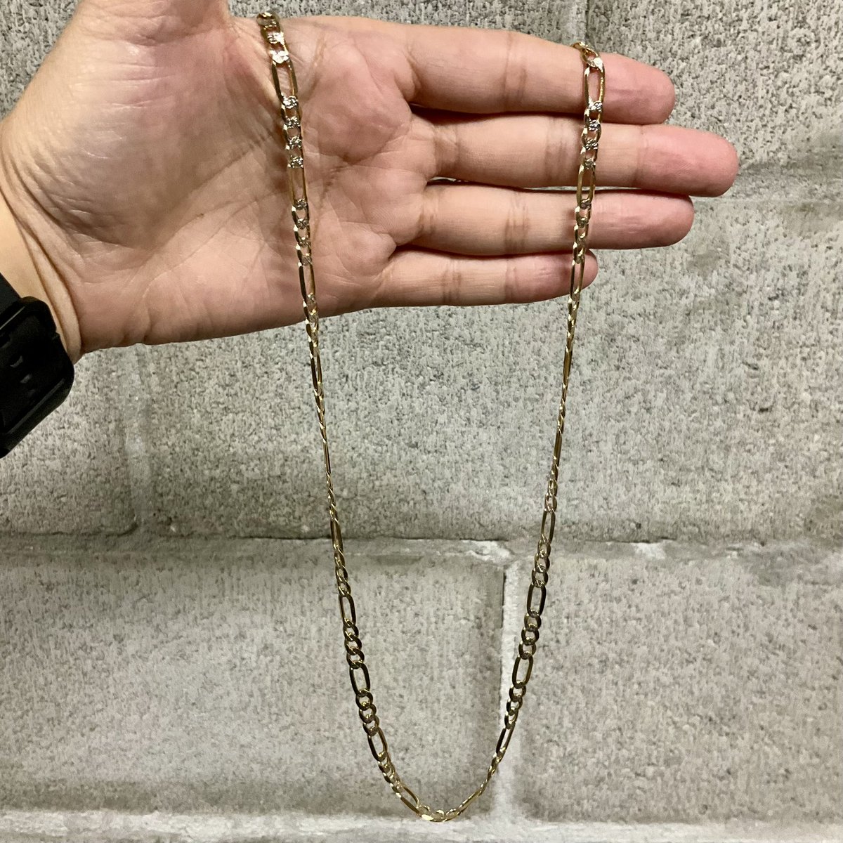 Available now! 24 inch long 14k gold diamond cut figaro chain! Weighs 22.1 grams and is 5.25mm wide! $1899.99 but mention this post and take 30% off!   #pawnshop #oakland #sanfrancisco #pawnshopfinds #pawnshopdeals #bestcollateral #gold #goldchain #figarochain #diamondcut