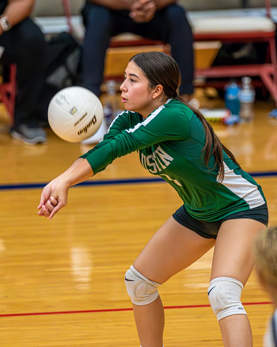 Photo dump from last weekend's HISD Volleyball All-Star Game! #HCHSA | #WeAreHoustonSports | #HISD
