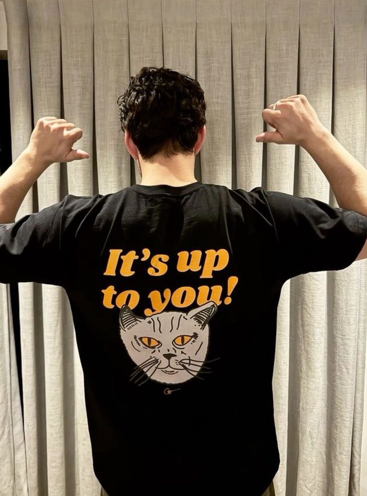 ⠀
ปิดร้านน้ำมะพร้าวไปเที่ยวไปชอป
⠀