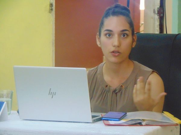 ULTCuba's tweet photo. ¡Congratulaciones a las profesionales Indira Rodríguez e Iliedys Masó por haber defendido con éxito sus respectivas tesis de maestría en Ciencias de la Comunicación! Estamos orgullosos de su dedicación, esfuerzo y excelencia #OrgulloULT @ULTCuba #SomosULT @CubaMES #LasTunas https://t.co/QzpRbOliX7