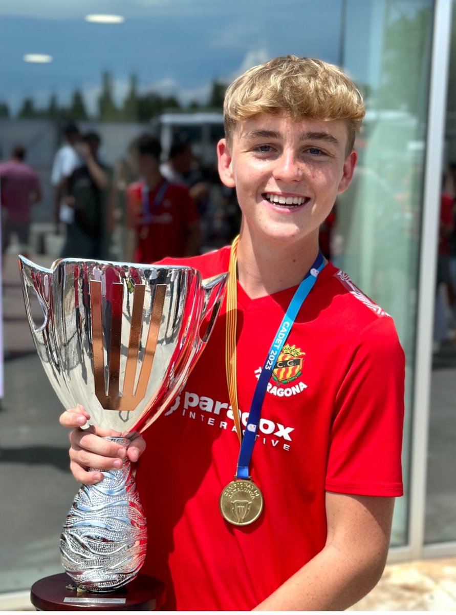 We don’t implement TOVO because it’s cute or to lose. 

▪️We train to promote learning and joy.

▪️We train to compete. (AND we win a lot playing our brand of football.)

▪️We train to develop intelligent, skillful players of great character.

#TOVO 🏆 🇪🇸 #CopaCatalunya