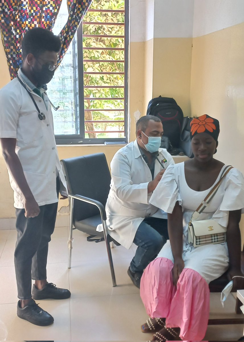 La  docencia y la asistencia médica son prioridades de los profesionales de la salud que laboramos en el hermano pueblo de Guinea Bissau.
#BMCGuineaBissau
<a href="/CubacooperaGb/">CubaCoopera Guinea Bissau</a> 
<a href="/cubaengb/">Embajada de Cuba en Guinea Bissau</a>