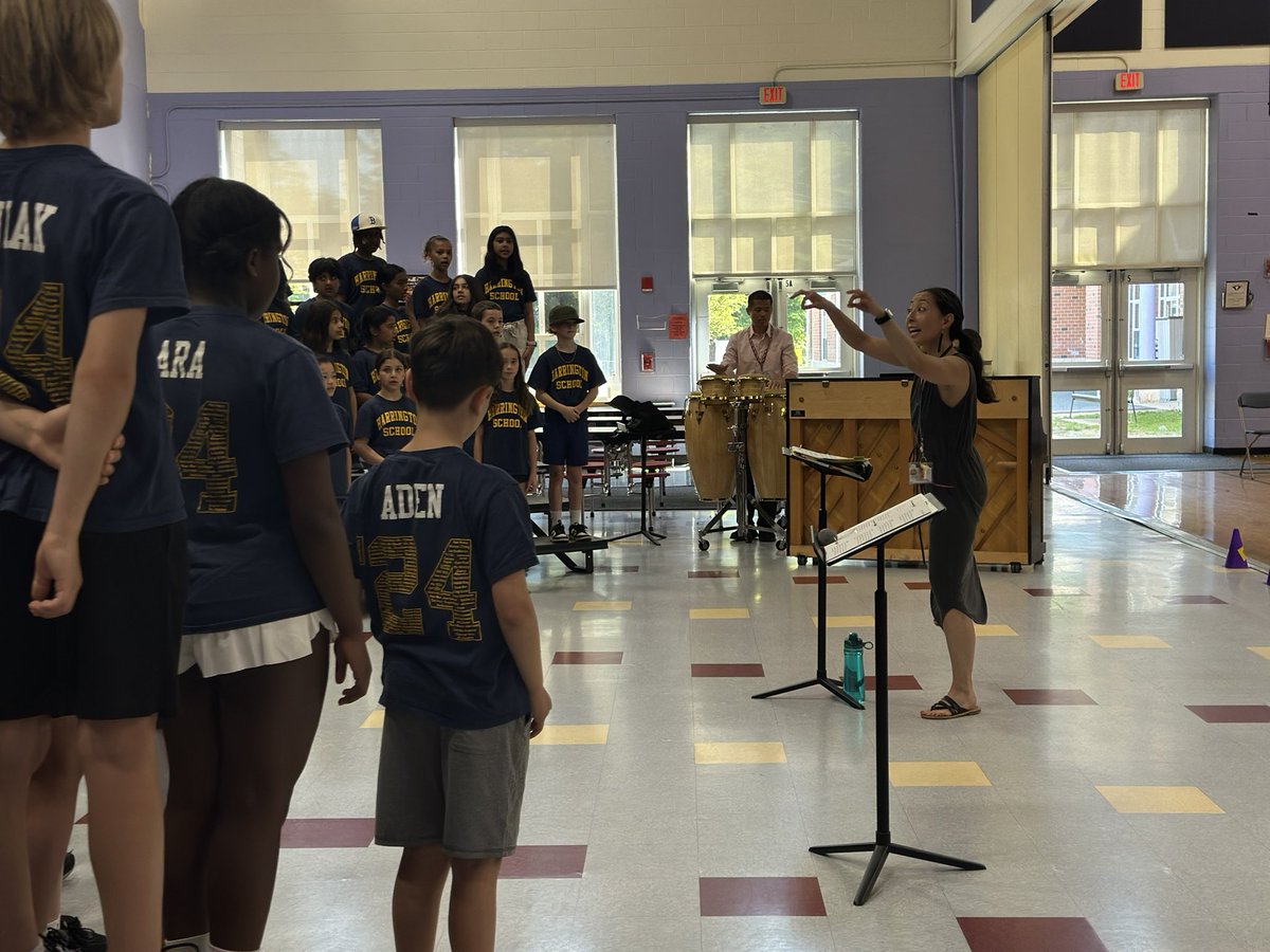 LexPerformArts's tweet image. The 5th grade chorus concert at Harrington sounds AMAZING!!!  A huge congrats to the students, Ms. Carpenter, Mr. Stephan, &amp;amp; Mr. Wan!  It’s going to be a great concert tonight for parents! @lexingtonsuper @Hawk_Principal @NotesByMrsC