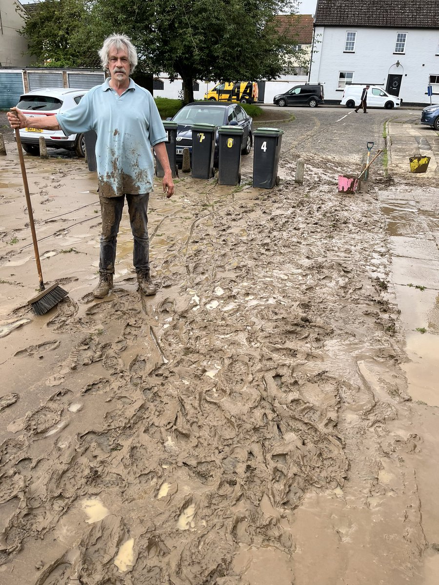 iandicker's tweet photo. @JohnnyA988 Re the Bramford mud slick. It’s all due to the fields being still uncultivated and the fact that modern farming practices destroy the soil structure making it vulnerable to heavy rain. I’ve been clearing some of the mess this morning. Ian Dicker BP councillor. https://t.co/diy66Bk15X