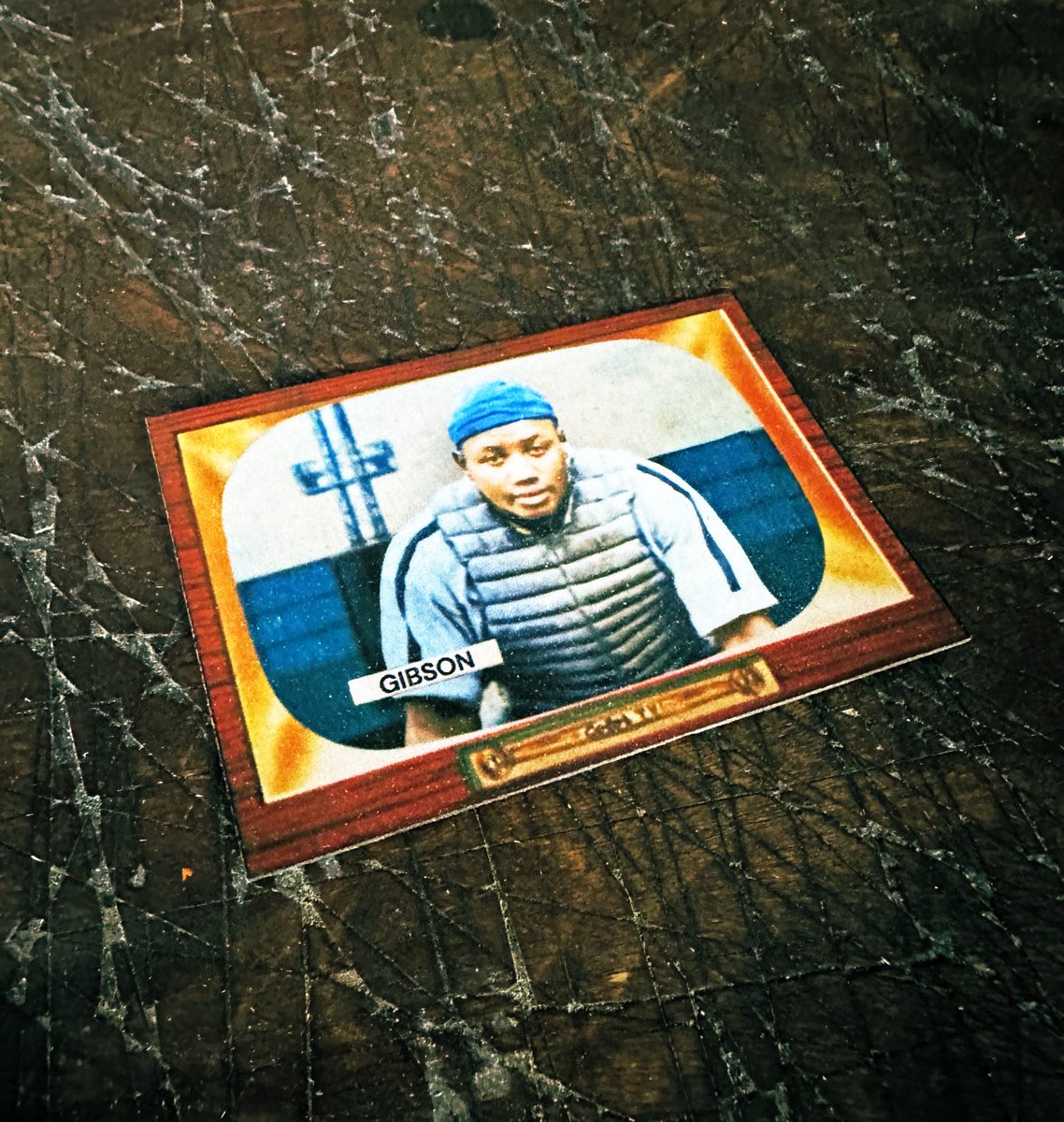 CardsCigarbox's tweet image. Hump day giveaway. Josh Gibson 55 style.
Rp, like or reply w/ your favorite baseball gif.