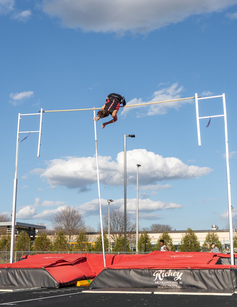 Derek Brown tweet media