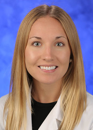 Lauren Mangan is a Critical Care Clinical Pharmacy Specialist @PennMedicine and Charge 1 Co-Lead of the @SCCM_CPP Communications Committee. Research interests include #shock #TBI and #anticoagulation. #PharmICU