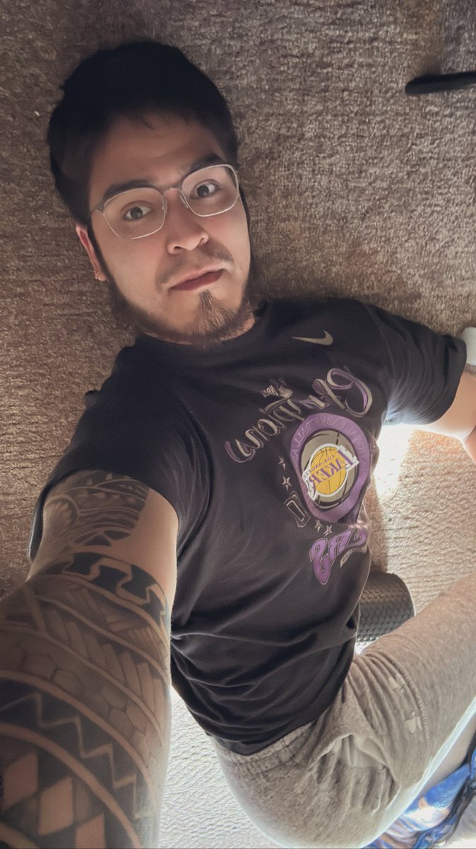 stml215's tweet photo. morning stretch, workout complete. #morning #goodmorning #morningfitness #fitness #homeworkout #workout #fittime #mentalhealth #youmatter #4eyes #native #fyp #follow #selfie #coffee #GodMorningWednesday https://t.co/Kla4ubjKjc