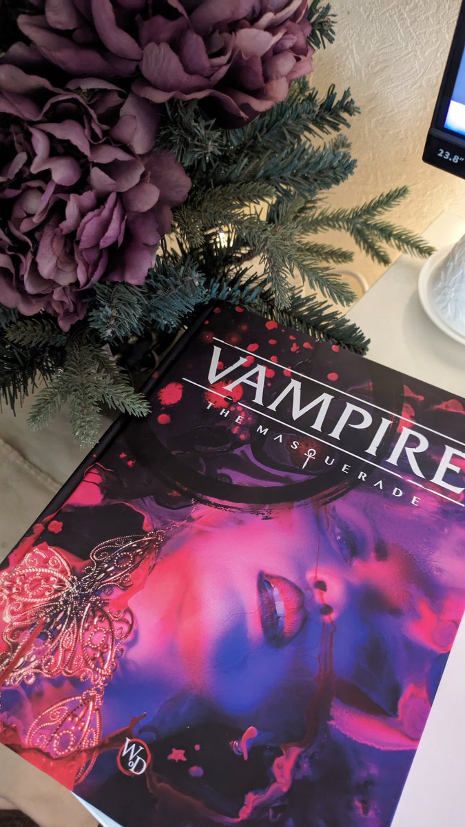 Starting a new Vampire The Masquerade campaign soon. I will tell the story of The Dying Fields, so excited! You may see some vampire sketches of the characters. ^^ 
What was your favourite story/moment in your ttrpg?
#worldofdarkness #vampire #vtm #vamily #vampirethemasquerade