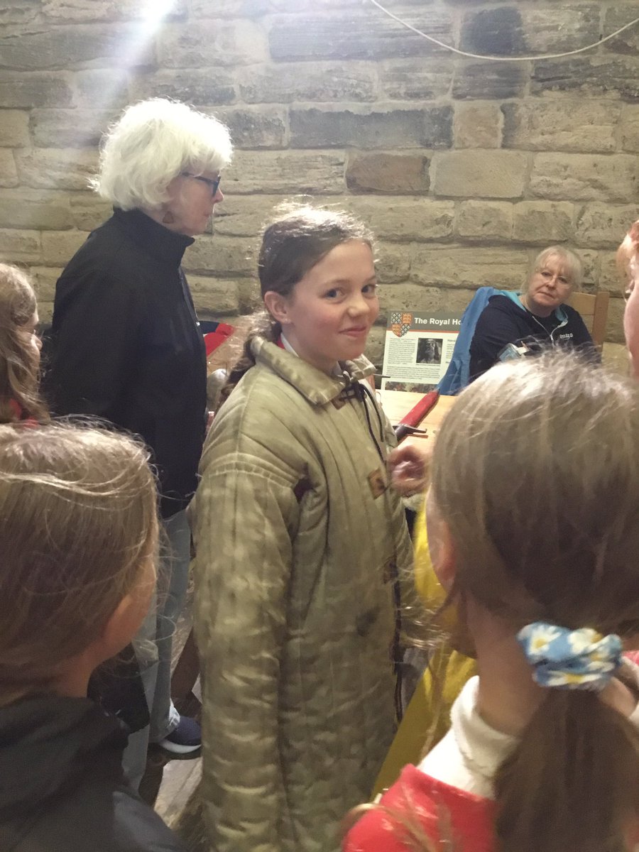 Sycamore loved our visit to @NewcastleCastle today. We learned how to make pottage, how to play medieval instruments and how to be a knight. What a day! 🏰 🍲 🪈