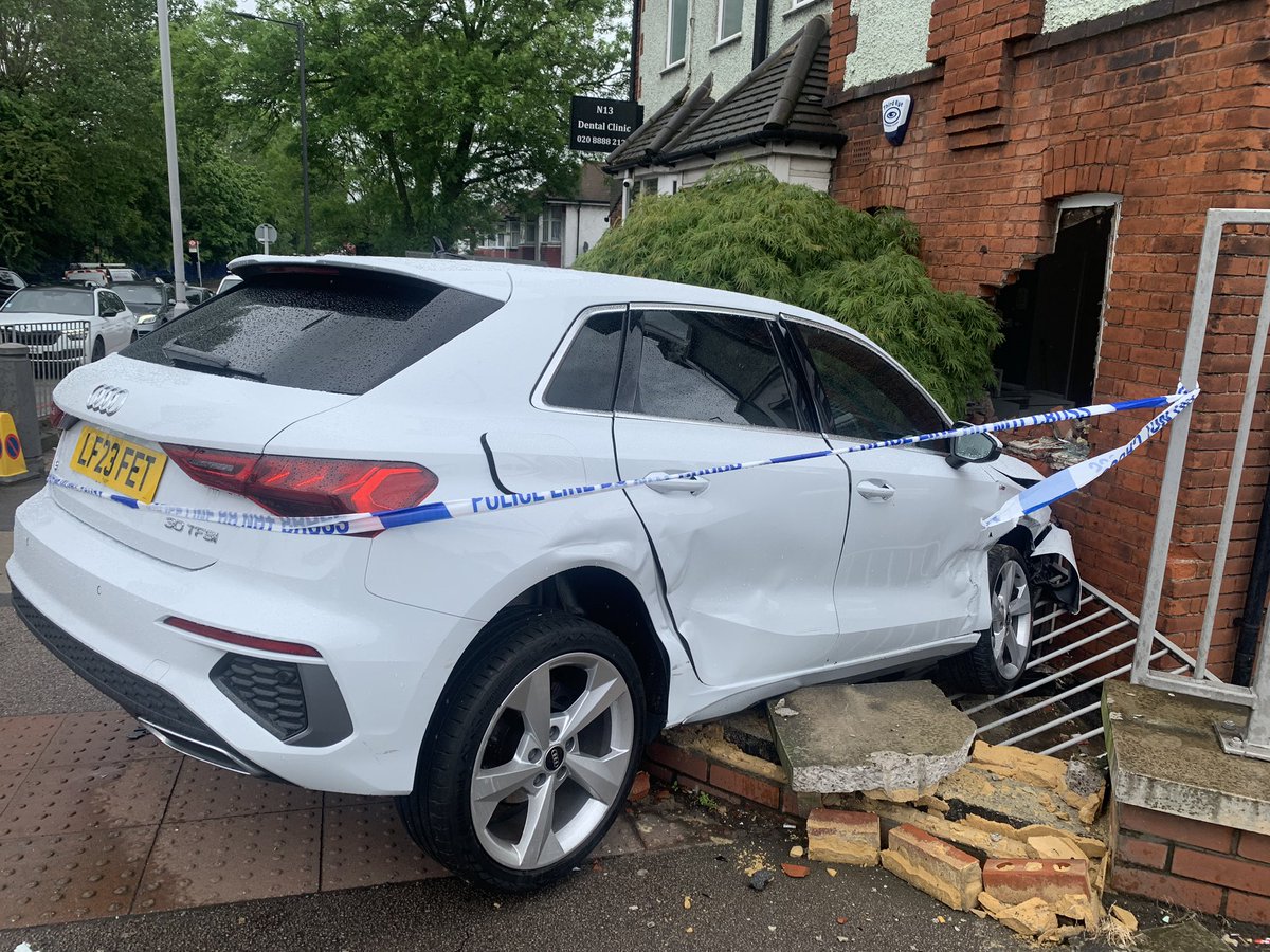 Likelihood that the driver suffered a ‘medical emergency’ before demolishing the dental practice? Pretty much zero. #Fatal5 #SafeStreetsNow