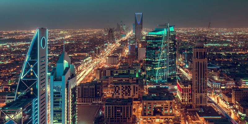 SaudiNews50's tweet photo. العاصمة تنافس مدن العالم..

#الرياض في المركز الثالث عالميًا من بين أفضل 1000 مدينة في العالم من حيث رأس المال البشري، بعد لندن وطوكيو.

(مؤسسة أوكسفورد إيكونوميكس البحثية)

- https://t.co/rRZdJNXGFS