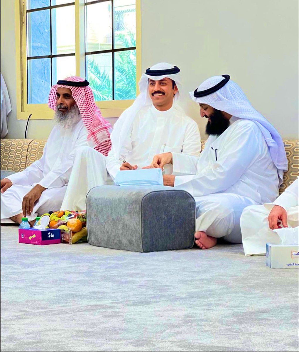 ﴿ وَمِنْ آيَاتِهِ أَنْ خَلَقَ لَكُم مِّنْ أَنفُسِكُمْ أَزْوَاجًا ﴾

الحمدلله الذي بنعمته تتم الصالحات 
    " تم بحمد الله تعالى و فضله "
               ( عـقـد قـرانـي ) 
راجين من المولى عز وجل لي ولكم التوفيق ..

اخوكم / 
فهد خالد العوده