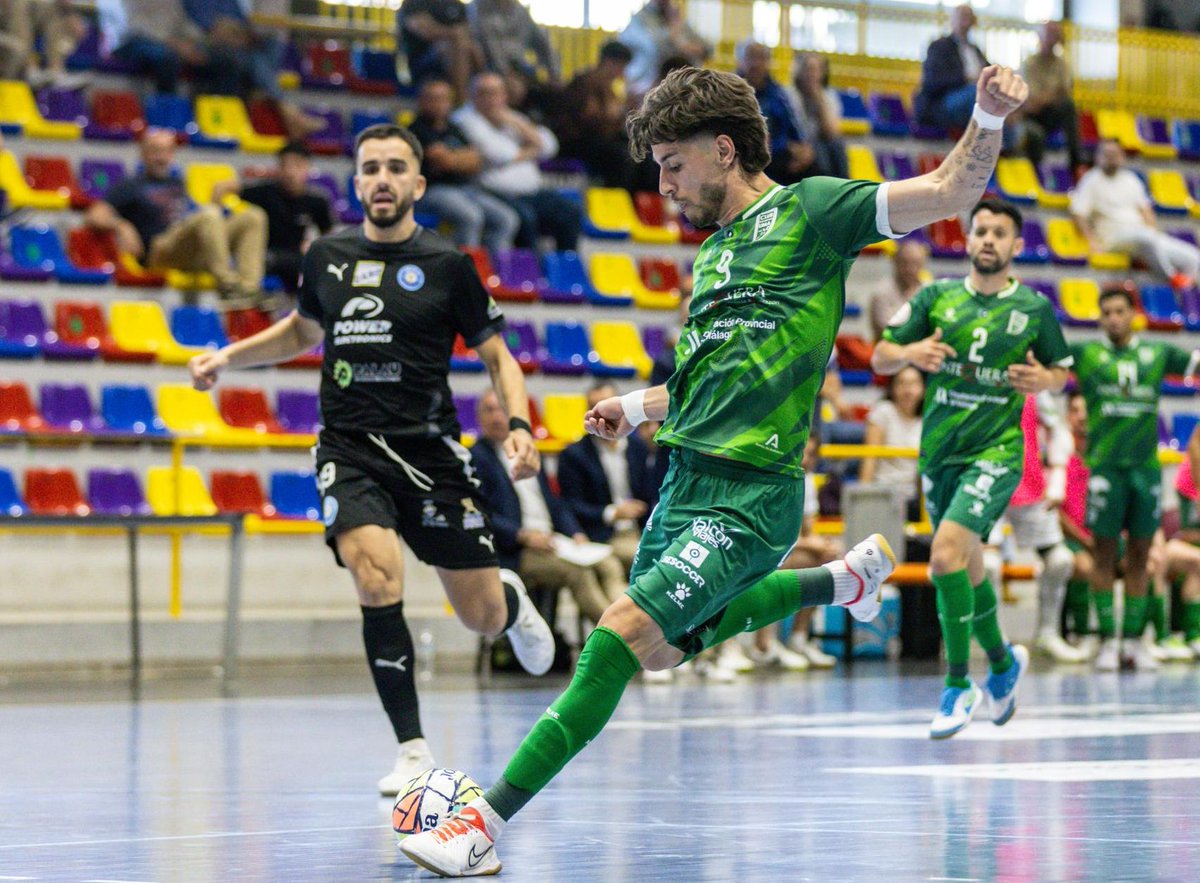 Futsalsur (@futsalsur) on Twitter photo 🌞 #Segunda #PlayOffAscenso
🎙️ <a href="/NandoTorres_4/">Nando Torres</a> jugador @UMAAntequera
✔️ "Tenemos que coger el toro por los cuernos y lograr algo tan bonito como es un ascenso a Primera"
📻 futsalsur.com/2024/05/22/nan… 🌞 #Segunda #PlayOffAscenso
🎙️ <a href="/NandoTorres_4/">Nando Torres</a> jugador @UMAAntequera
✔️ "Tenemos que coger el toro por los cuernos y lograr algo tan bonito como es un ascenso a Primera"
📻 futsalsur.com/2024/05/22/nan…