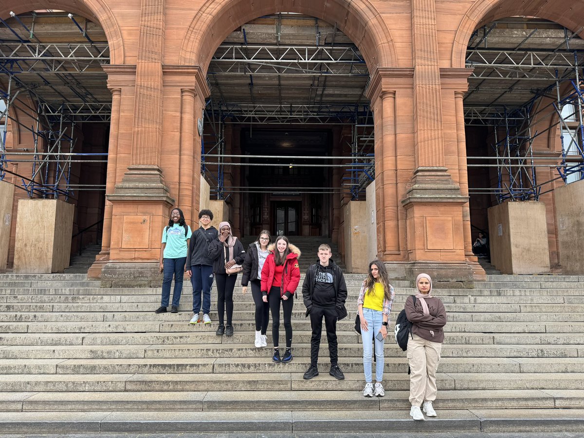 A mini-tour of Glasgow Museums today with #EastbankMaxMay24. Riverside Museum, The Tall Ship, and Kelvingrove Art Gallery & Museum. Lots to see and do! #AimForTheStars