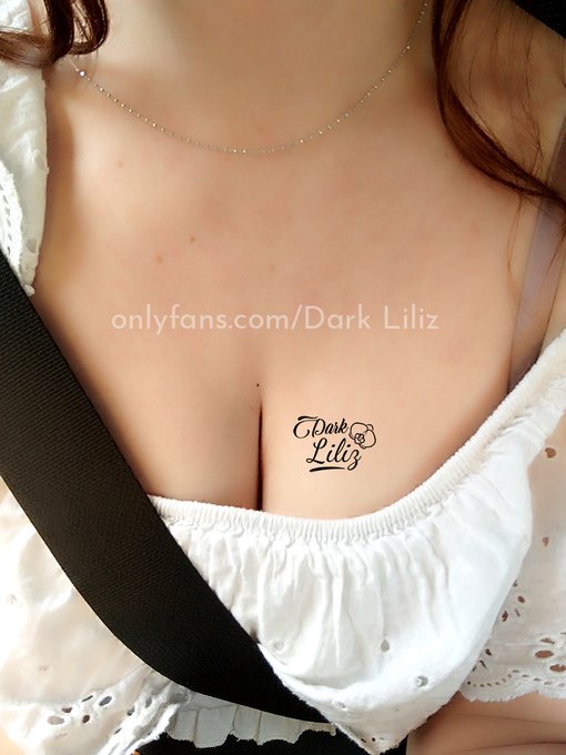 🖤Do you want to be my seatbelt?  📷https://t.co/BA861Da1eG   #girlcar #car #feet #solesandtoes #toeslovers<a href="/tag/car"class="tags"><span>#car</span></a><a href="/tag/feet"class="tags"><span>#feet</span></a><a href="/tag/pies"class="tags"><span>#pies</span></a><a href="/tag/feetlover"class="tags"><span>#feetlover</span></a><a href="/tag/toeslovers"class="tags"><span>#toeslovers</span></a><a href="/tag/siganme"class="tags"><span>#siganme</span></a>