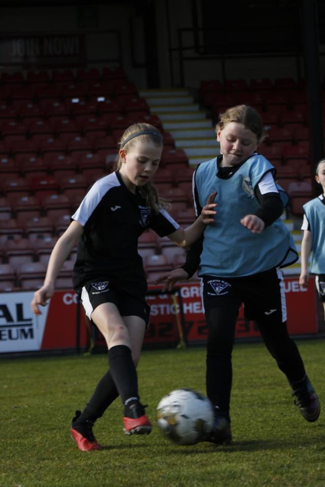 Not all princesses wear glass slippers. 👠 

Some wear football studs ⚽️ ❤️ 

Poppy and her Creative player @theparsfoundation  mates had the pleasure of playing on @officialdafc stadium a couple of weeks ago. Loved it x 

#girlsfootball #thepars #girlpower #womansfootball