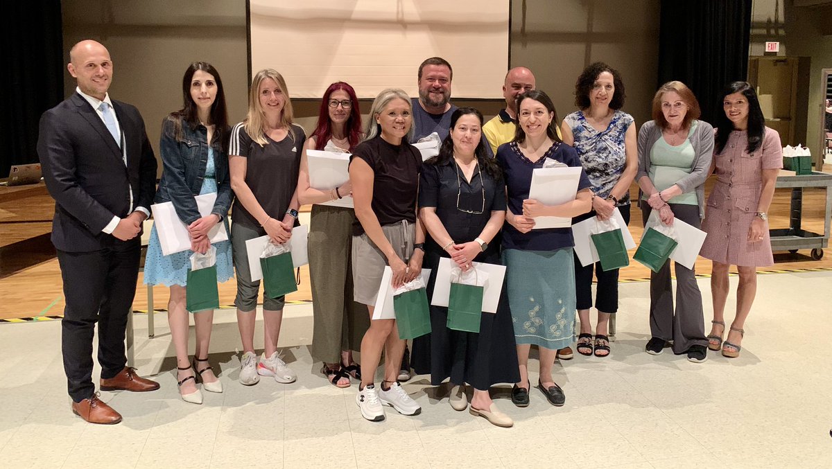 Ms_Mackasey's tweet photo. A huge congratulations to @tcdsb SBC Staff who were recognized for their years of service w/ the TCDSB📚

Their contributions to &amp; impact on our community do not go unnoticed❗️

Thank you to Area 1 SO Walo for celebrating with us🙌🏼

(35 Years for Mr Guzzo &amp; Mr Mazzuca) https://t.co/QY6P6NK1oJ