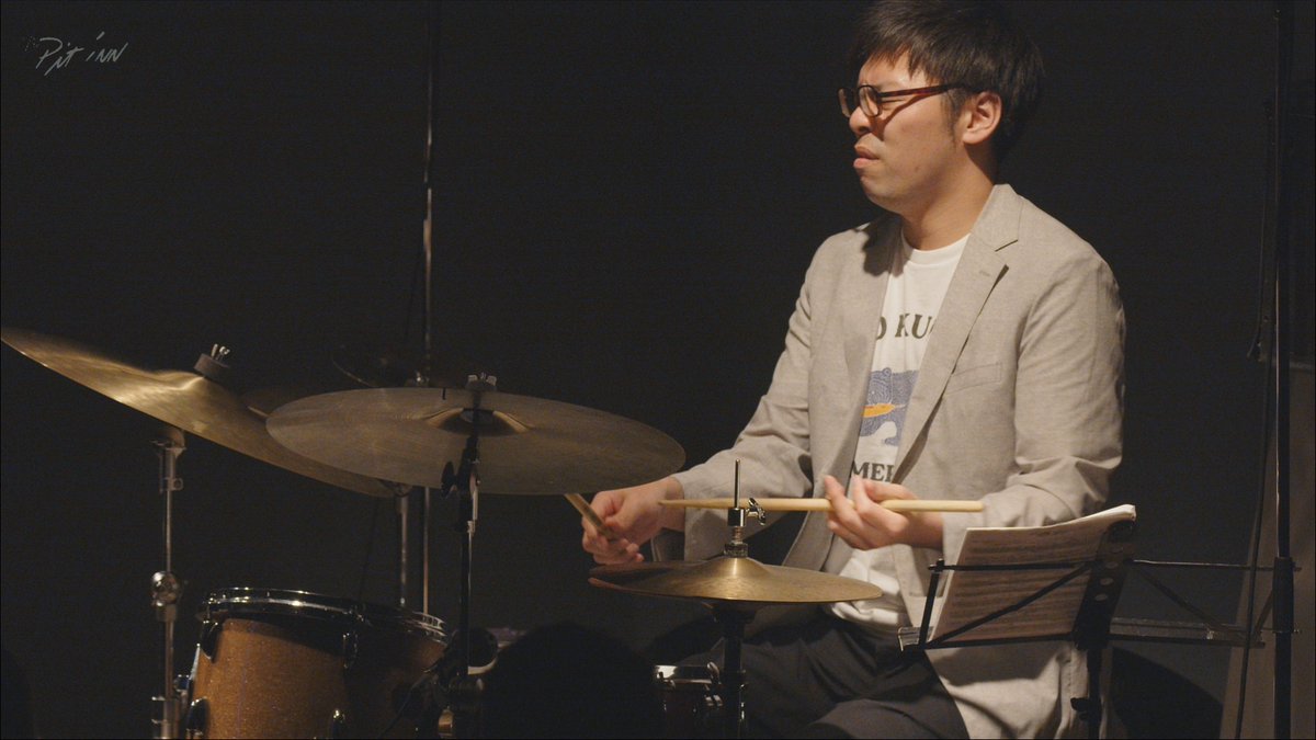 pit_inn_'s tweet photo. Today’s <Yosuke Inoue Trio> show is over!
You can watch it for one month. We hope you enjoy!
https://t.co/yPjxMEp7f9
#pitinnnetjazz
#shinjukupitinn
#YosukeInoueTrio
#YosukeInoue #bass
#KazuhiroTakemoto #piano
#ShogoHamada #drums
#jazz https://t.co/Ouxy3pMWg5