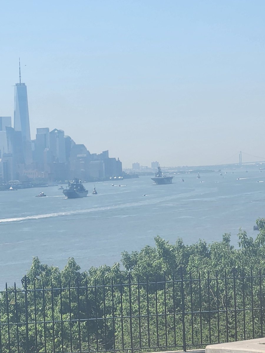 lovehome12's tweet photo. #weehawken #fleetweek #hudsonriver #nyc.  From Weehawken NJ. https://t.co/FMDfNX6Z8a