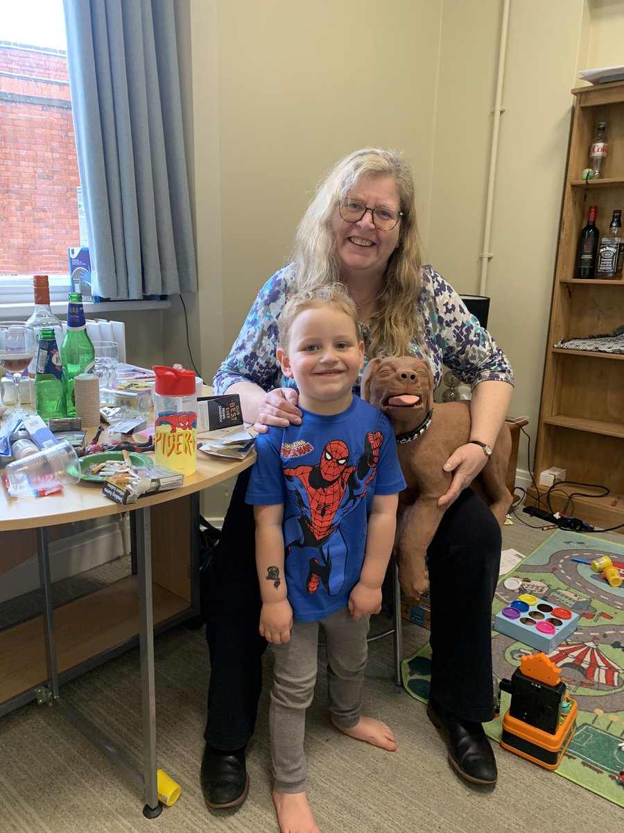 Kate Phillips tweet media