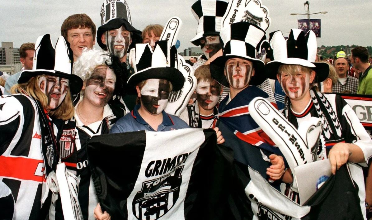 Anyone care to share memories of the first two Wembley visits in 1998 for those too young to remember?

So many generations of Grimsby players and fans had gone before and never been there. We went (and won) twice in five weeks. 🖤🤍

A special, special time.....

#GTFC