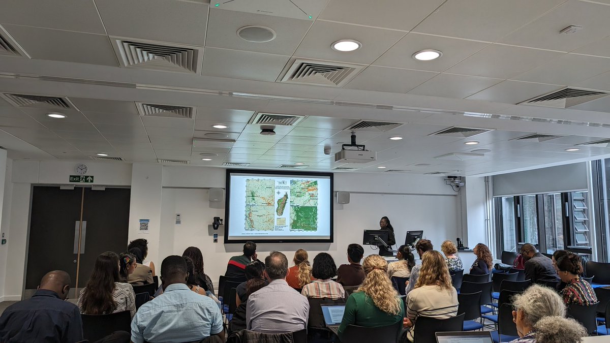Cambridge Masters in Conservation Leadership (@mphilcl) on Twitter photo Our Masters in Conservation Leadership students have launched their Professional Placements with world-renowned organisations. 
From addressing wildlife trade to promoting community-led conservation, these future leaders are ready to make a difference-cl.geog.cam.ac.uk/news/unlock-yoโฆ Our Masters in Conservation Leadership students have launched their Professional Placements with world-renowned organisations. 
From addressing wildlife trade to promoting community-led conservation, these future leaders are ready to make a difference-cl.geog.cam.ac.uk/news/unlock-yoโฆ