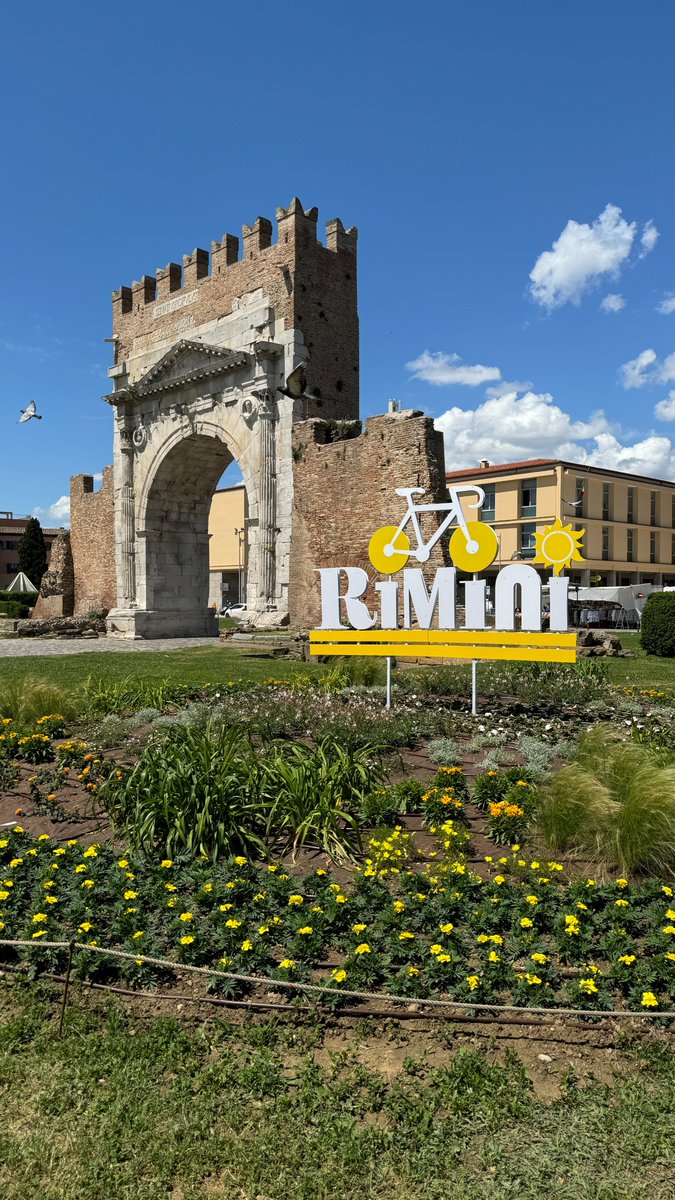 🚴‍♂️ Meno 38 giorno all’arrivo a Rimini della carovana gialla del Tour de France, la corsa ciclistica più importante al mondo. La città è pronta al sul passaggio! #rimini #comunerimini #tourdefrance