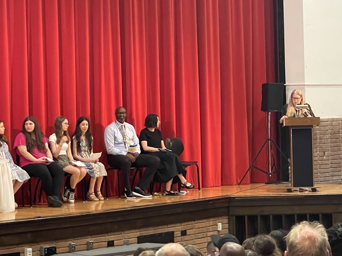 HurricanesSuper's tweet image. Congratulations to our National Junior Honor Society Inductees! Amazing work! ⁦@BrooklynSchools⁩ #Pride #Tradition #Excellence