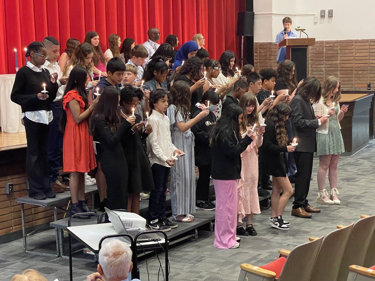HurricanesSuper's tweet image. Congratulations to our National Junior Honor Society Inductees! Amazing work! ⁦@BrooklynSchools⁩ #Pride #Tradition #Excellence