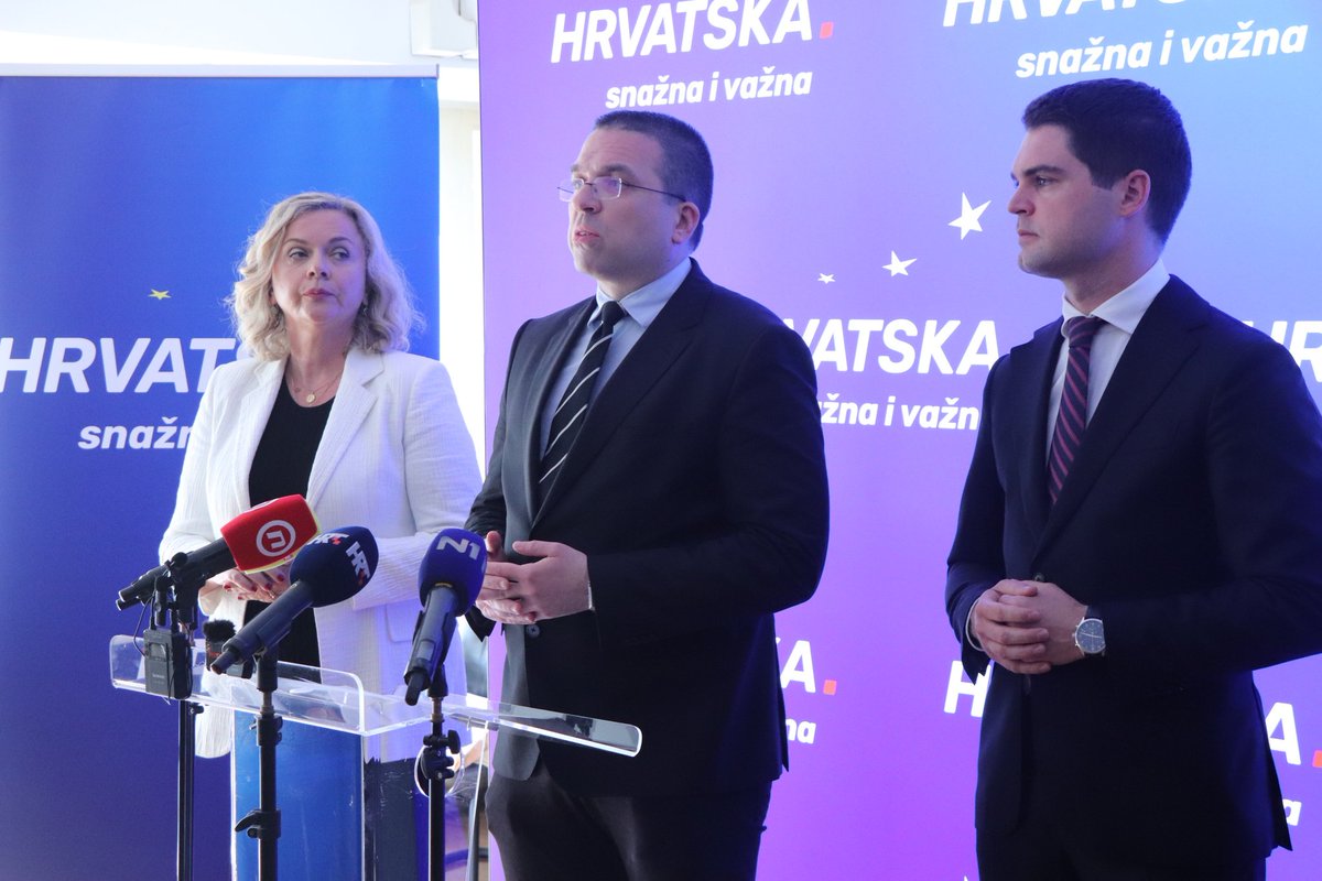 .@TomislavSokol: Za razliku od štetočinske ljevice, odlučno smo protiv ukidanja jednoglasnosti kod ključnih 🇪🇺 odluka. Opstruirajući naš ulazak u #Schengen, Možemo i #SDP lažno su optuživali 🇭🇷 da „krši prava migranata“. #HDZ štiti nacionalne interese.