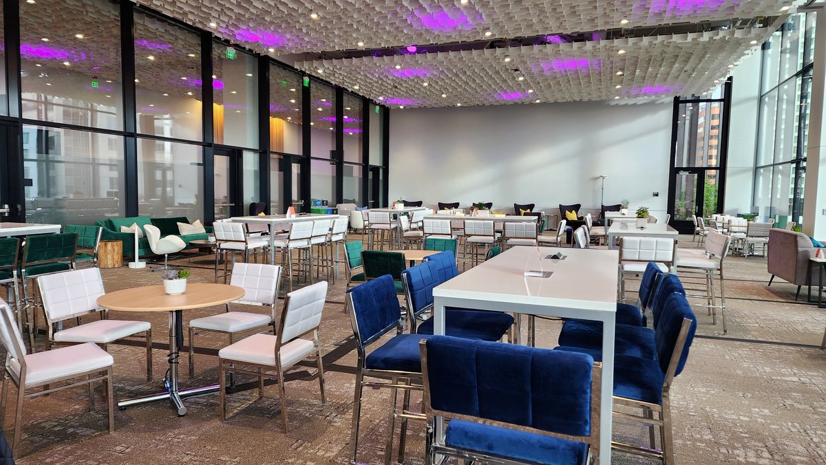 thekenyeung's tweet image. Once again the first in the press room 🙌 #MicrosoftBuild