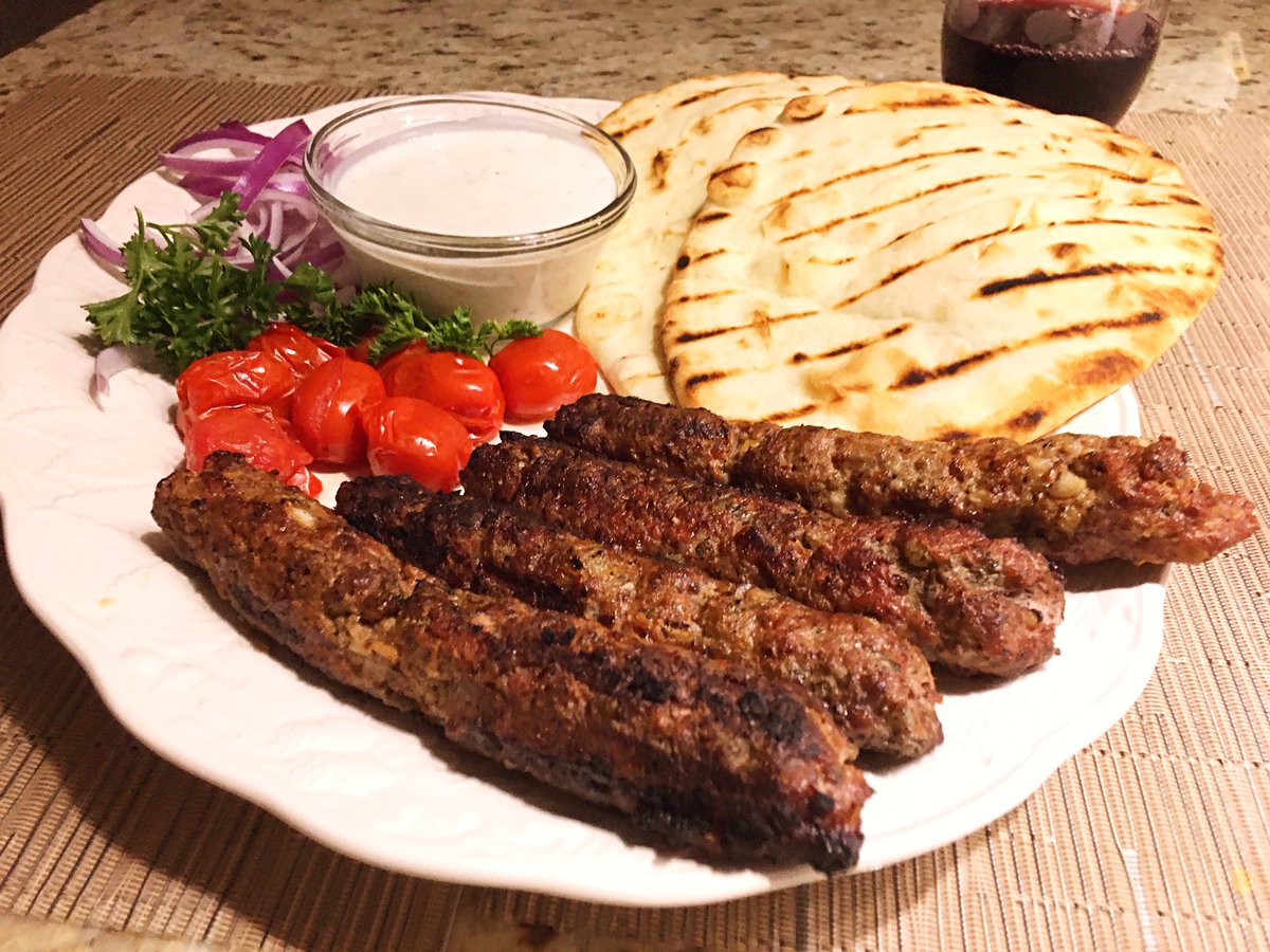 clubfoody1's tweet photo. Today is National #LambDay 🐏
Turkish Kebabs... perfect for summer barbecues! 🔥
(check out my next post👆 & the previous ones 👇 for more lamb recipes 😋)
#YouTube📽️: https://t.co/iUrWfCboS3
#RECIPE ➡️: https://t.co/I5ZAe0UGPW
@EventGuideToday @DiningGuide2Day https://t.co/5oxLwXjBzO