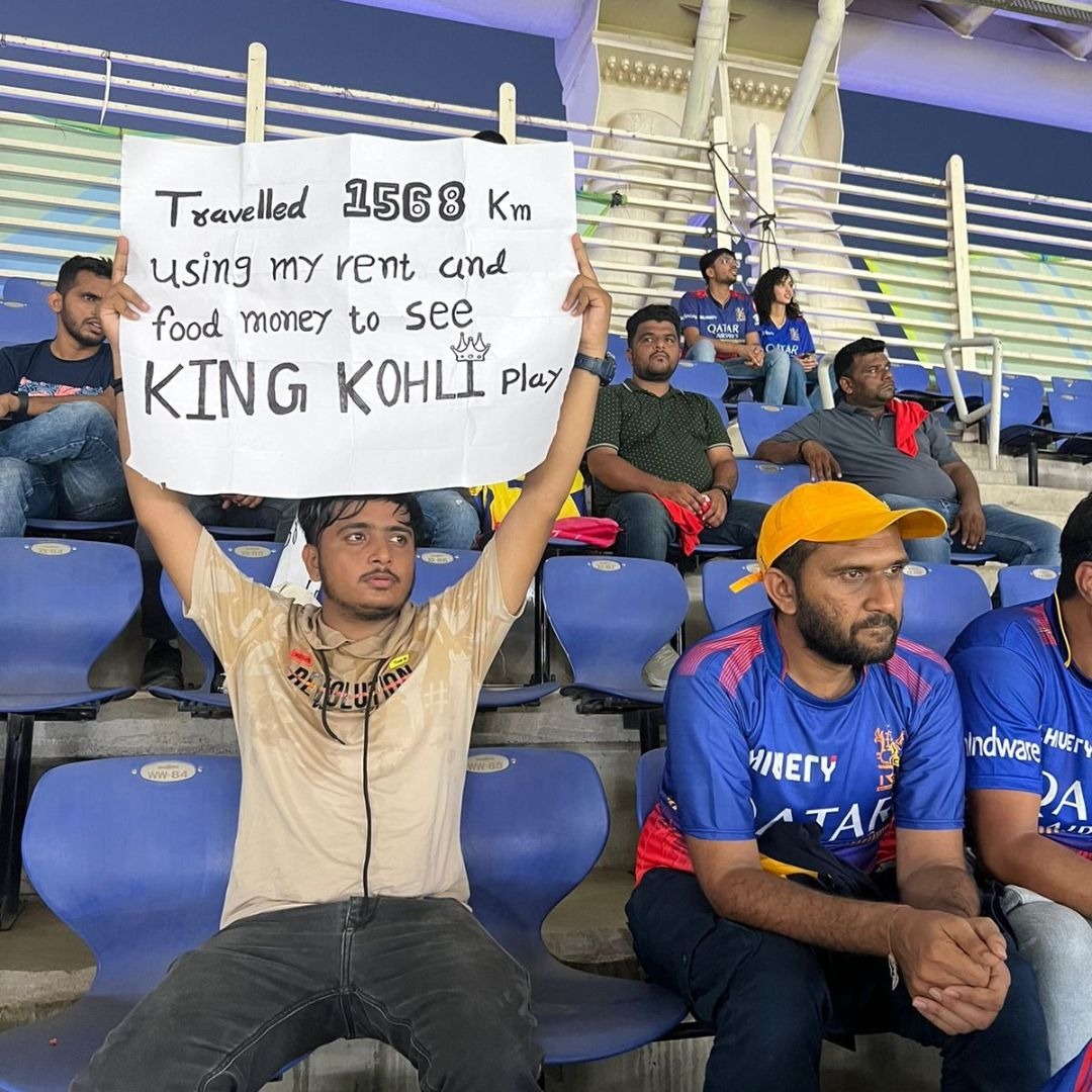 mufaddal_vohra's tweet image. A fanbase like no other. This is what King Kohli has achieved. ❤️