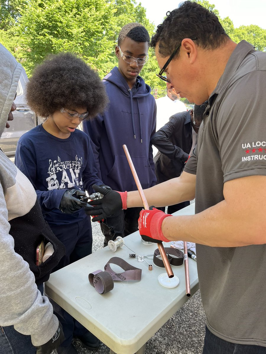 Many thanks to <a href="/TurnerMidAtl/">Turner Construction</a> for building the future of <a href="/GoDCPhelpsHS/">PhelpsACE</a> freshmen. Build Your Future Day event going on at Phelps. <a href="/dcpublicschools/">DC Public Schools</a> <a href="/NAFCareerAcads/">NAF</a>