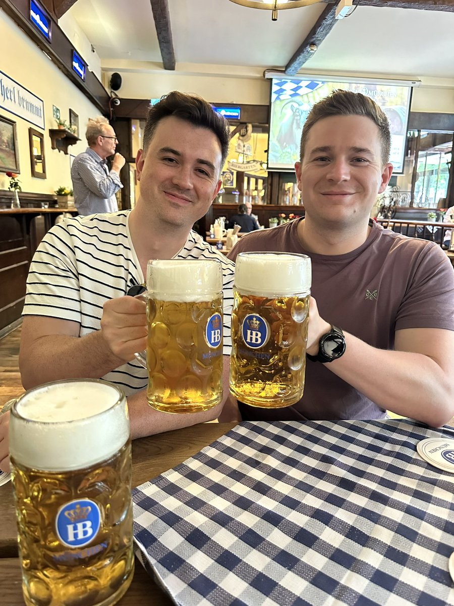 Hamburg Tour #EFORT 

<a href="/chris_t1994/">Chris Thornhill</a>