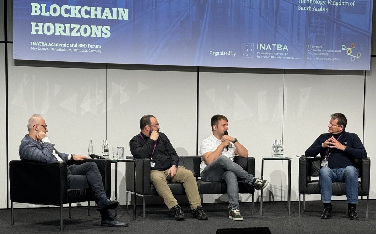 📸 Today at #BlockchainHorizons, our <a href="/buda_kyiv/">Dyma Budorin 🇺🇦</a> joined forces with great minds like Dr. David Arroyo Guardeño (<a href="/CSIC/">CSIC</a>), <a href="/ashokerCS/">Ali Shoker</a> (<a href="/KAUST_News/">KAUST</a> ), moderated by <a href="/smocc694/">Salvatore Moccia</a> (@EIT_Digital) to explore Blockchain's Role in Space, Defense &amp; Security