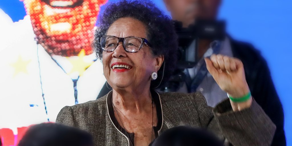 Que tengas un feliz cumpleaños mi querida María León, mujer admirable, siempre luchadora, llena de fortaleza, pasión revolucionaria, dignidad y ejemplo. Agradecemos a Dios por tu vida y le pedimos que nos conceda el regalo de seguir haciendo Patria juntos, por muchos años más.