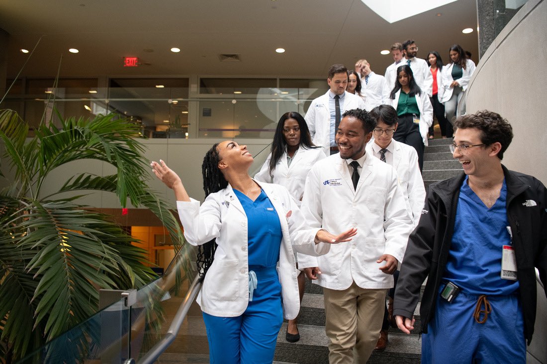 Heartfelt thanks to the <a href="/PhillyInquirer/">The Philadelphia Inquirer</a> for writing about my medical school experience in my hometown and the opportunity to train in the hospital I was born in!

READ HERE: inquirer.com/health/drexel-…