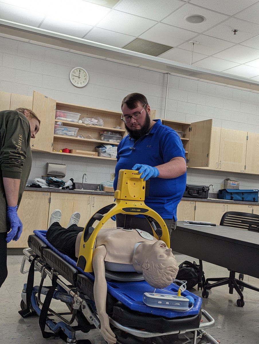 BSCTC05's tweet photo. As we continue to celebrate #NationalEMSWeek here's some insight into the training you receive in our EMS courses and the strong connections you will make while you're here! #NationalEMSWeek #BSCTC #KCTCS https://t.co/6nv3ag8PPY