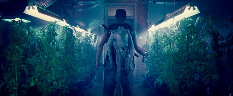 BriAnimator_'s tweet photo. It’s an alien movie and British stoner horror comedy, original story. A young John Boyega stars. The monster design is unique. Good pacing, funny characters, and a satisfying ending, I love it.

My ★★★★½ review of Attack the Block on @letterboxd: https://t.co/aKdsP72OHp https://t.co/HdHOzjEIKf