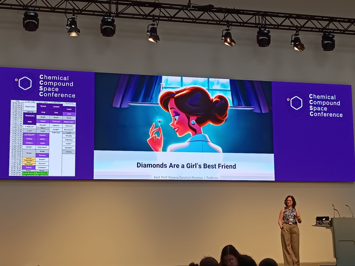 Professor Renana Gershoni-Porane <a href="/Aromaticist/">Renana Poranne</a> from the Israël Institute of Technology begins today last presentation session with the shiniest data science speech #CCSC2024