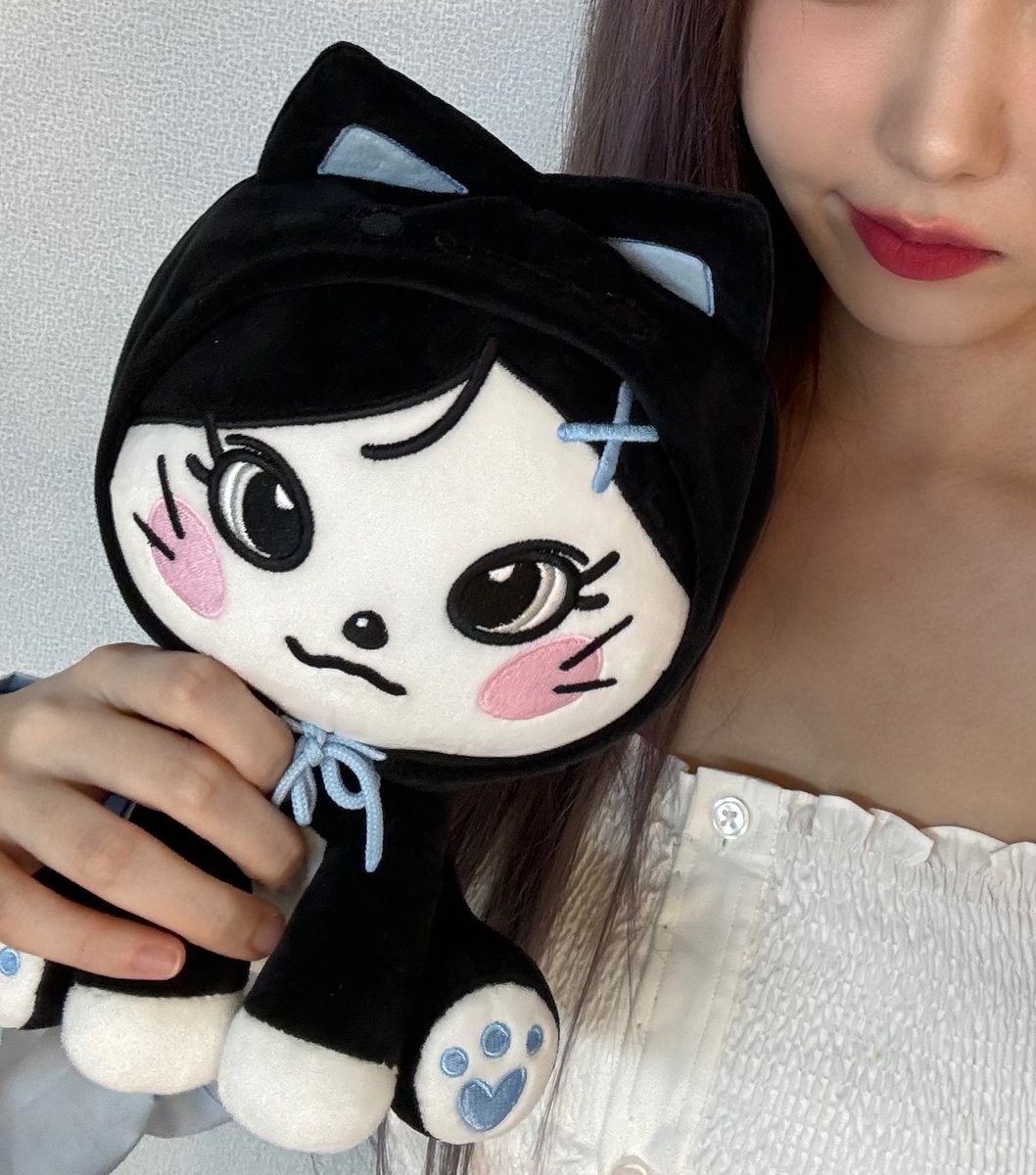 precious_eunha's tweet image. Sinyaang and Kkeumaesseo reveal ✅ 
Eunkkaeng nextttt 🫢